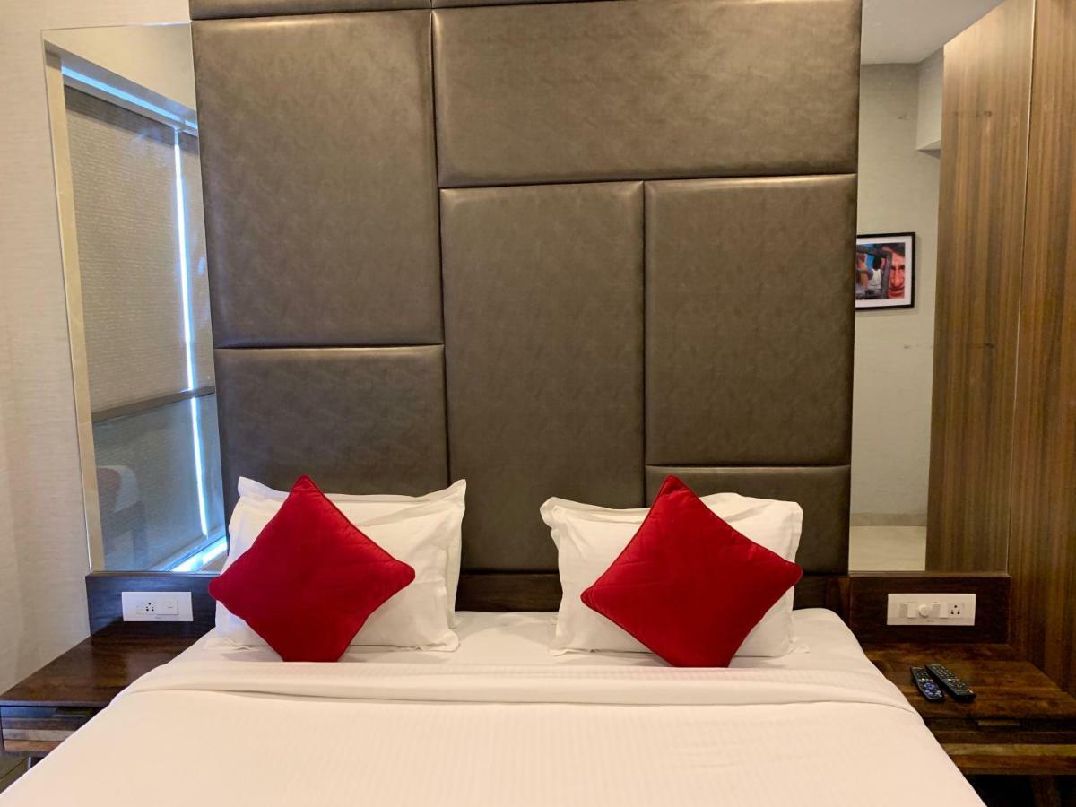 Theory9 Premium Service Apartments Khar Bombay Esterno foto